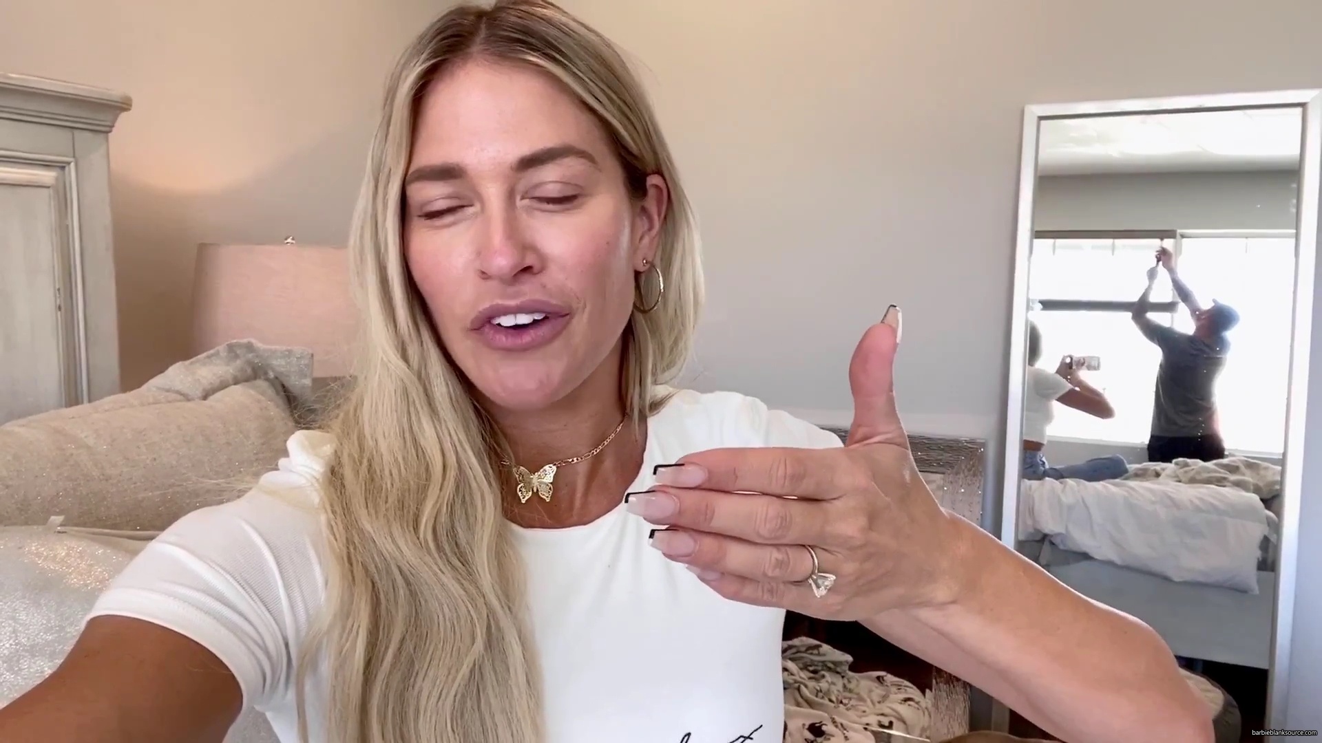 WHO_KNEW_DIYing_COULD_BE_SO_MUCH_FUN__21__mp40670.jpg WHO_KNEW_DIYing_COULD_BE_SO_MUCH_FUN__21__mp40670.jpg