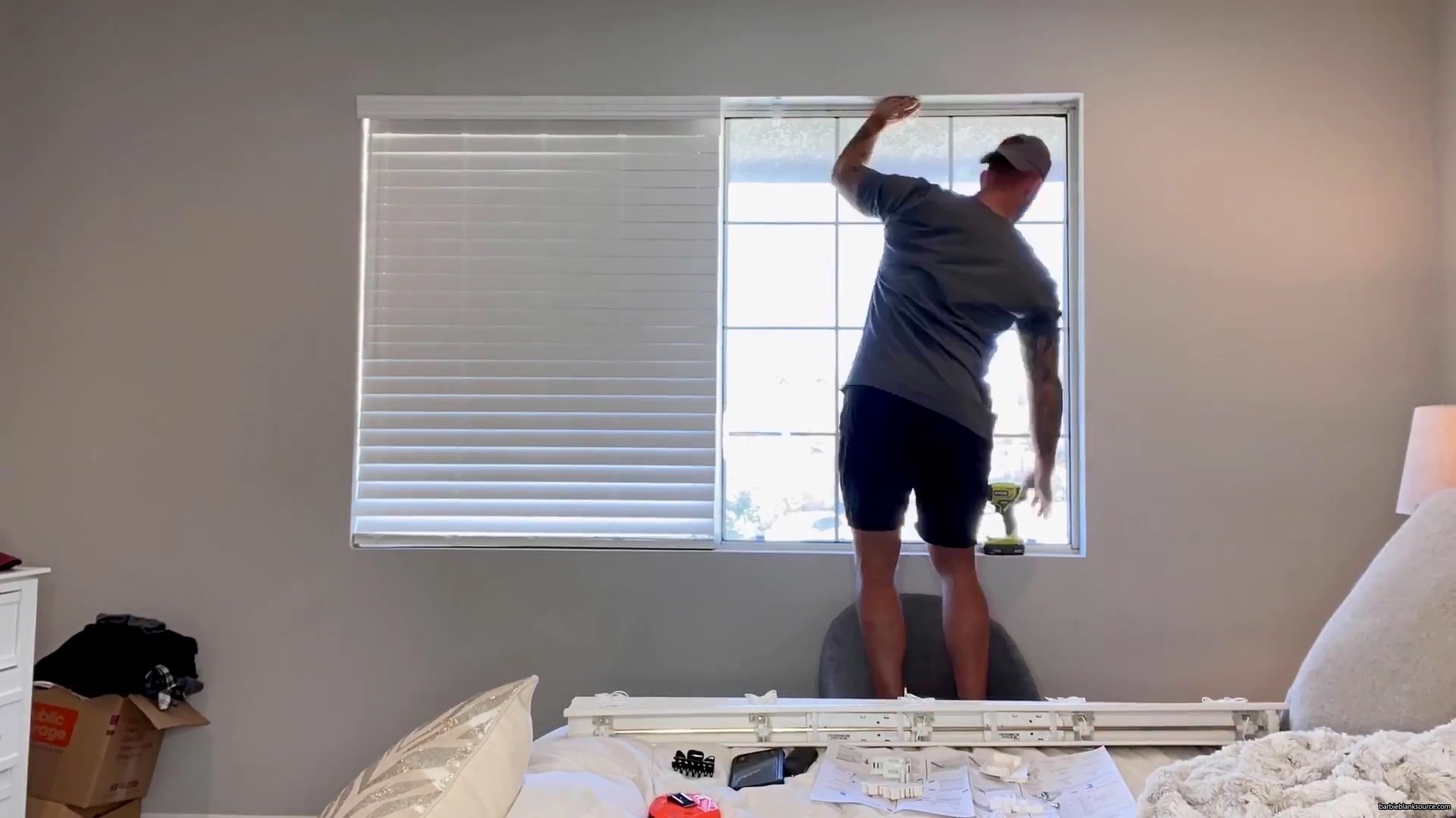 WHO_KNEW_DIYing_COULD_BE_SO_MUCH_FUN__21__mp40686.jpg WHO_KNEW_DIYing_COULD_BE_SO_MUCH_FUN__21__mp40686.jpg