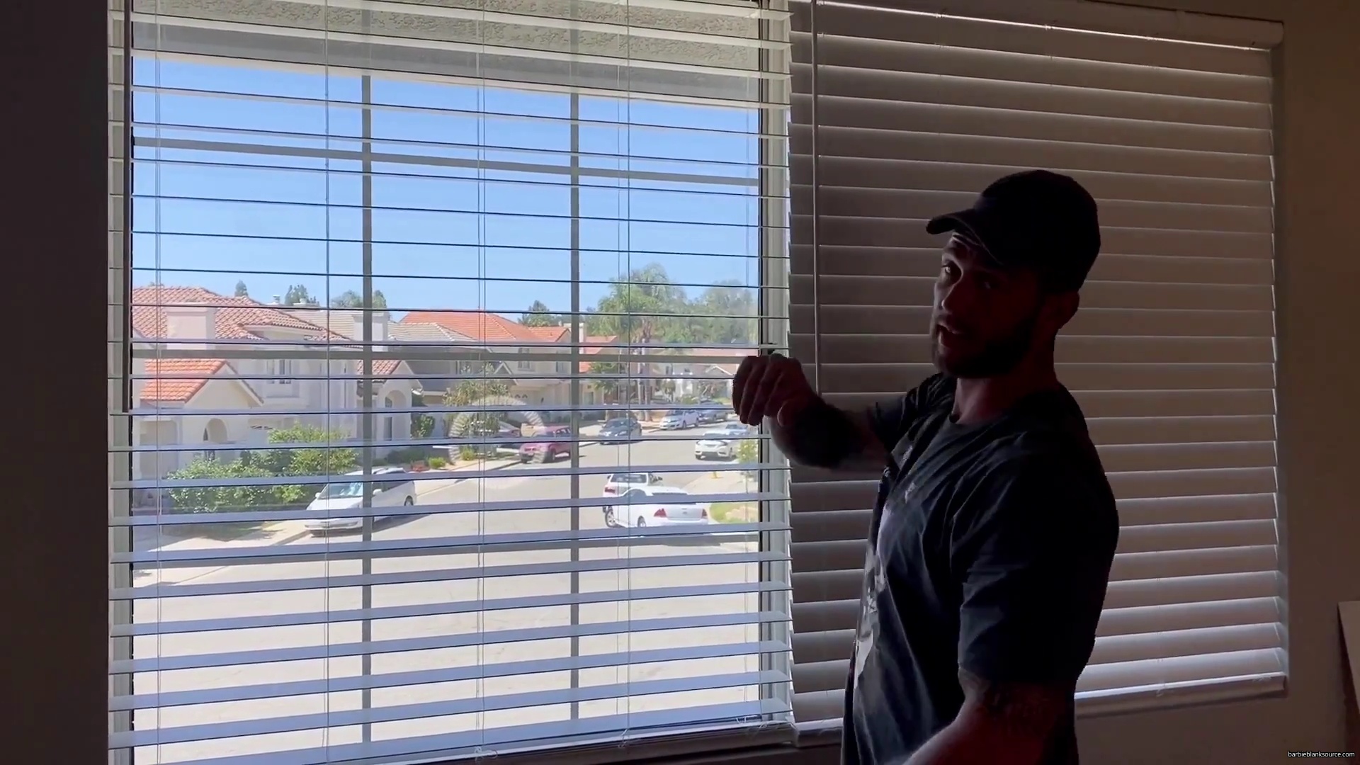 WHO_KNEW_DIYing_COULD_BE_SO_MUCH_FUN__21__mp40768.jpg WHO_KNEW_DIYing_COULD_BE_SO_MUCH_FUN__21__mp40768.jpg