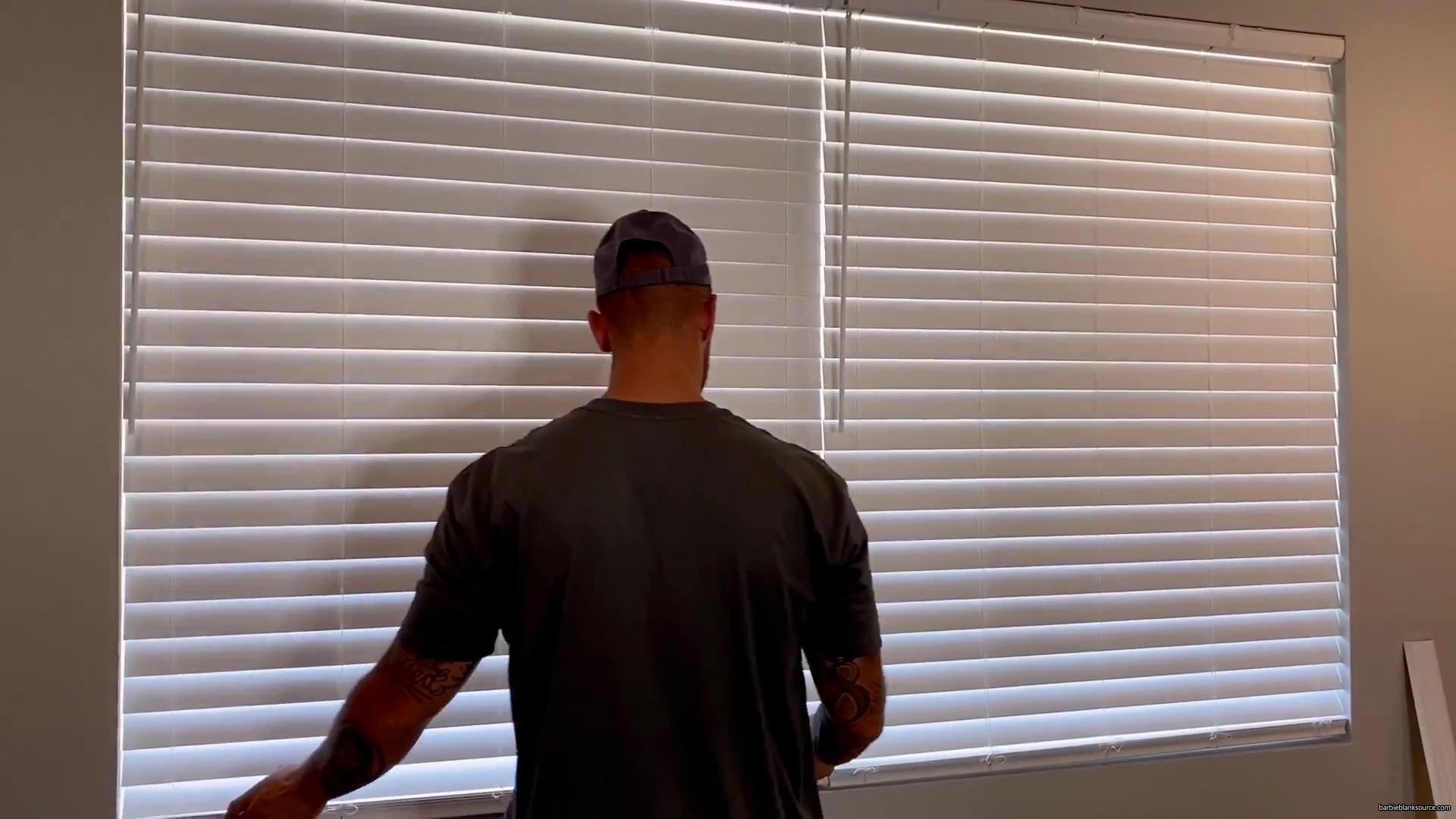 WHO_KNEW_DIYing_COULD_BE_SO_MUCH_FUN__21__mp40782.jpg WHO_KNEW_DIYing_COULD_BE_SO_MUCH_FUN__21__mp40782.jpg