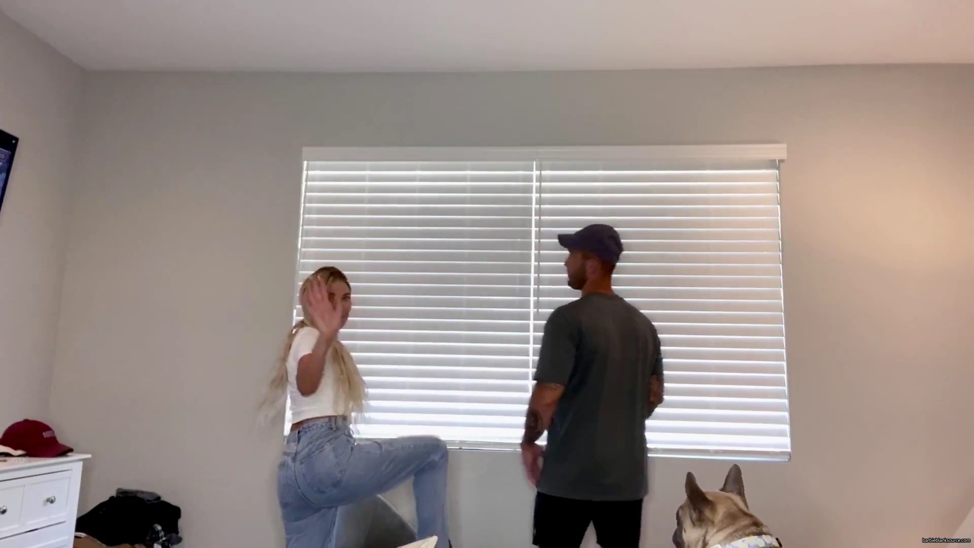 WHO_KNEW_DIYing_COULD_BE_SO_MUCH_FUN__21__mp40790.jpg WHO_KNEW_DIYing_COULD_BE_SO_MUCH_FUN__21__mp40790.jpg