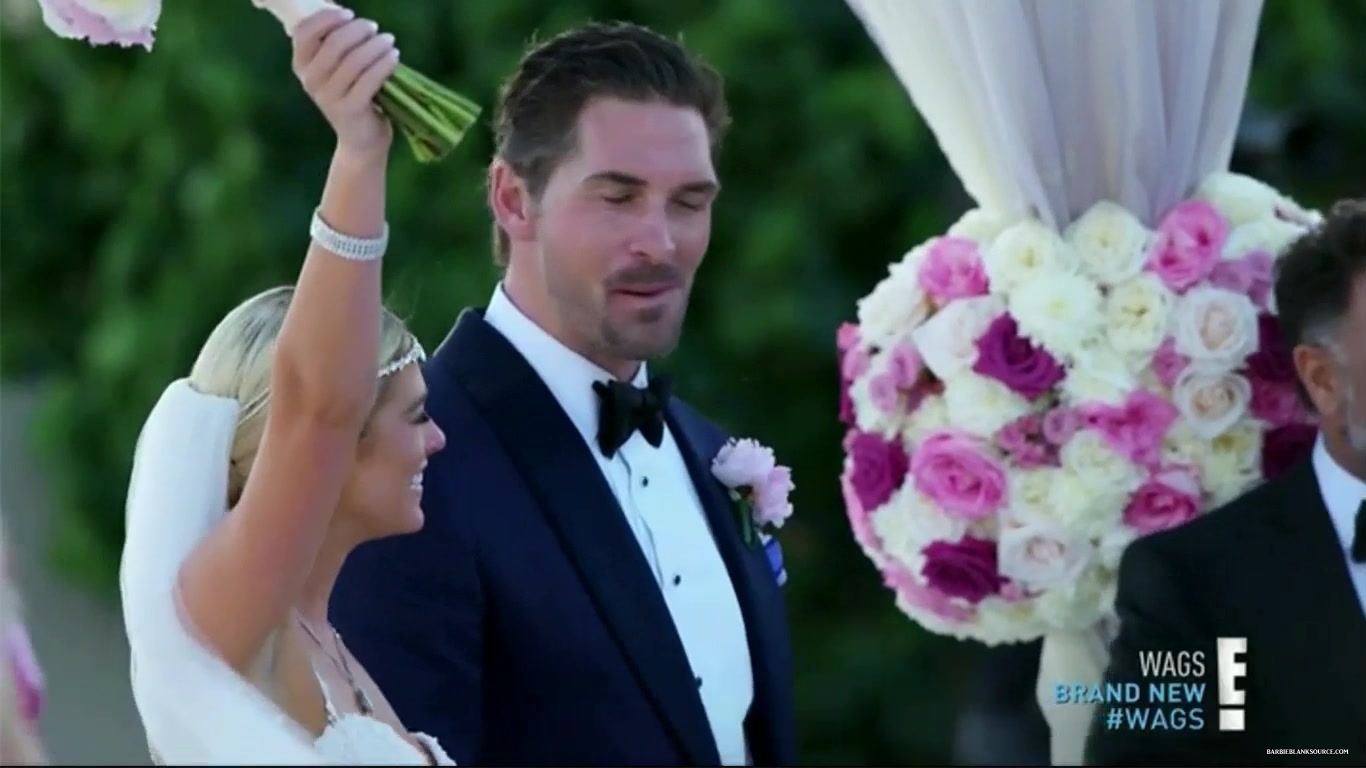 WAGS_S02E06_A_Wag_Wedding_HDTV_x264-CRiMSON_3029.jpg