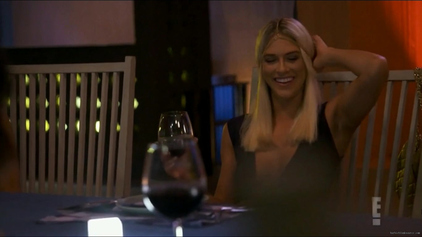 WAGS_S02E11_Trouble_in_Paradise_HDTV_x264-RBB_2367.jpg