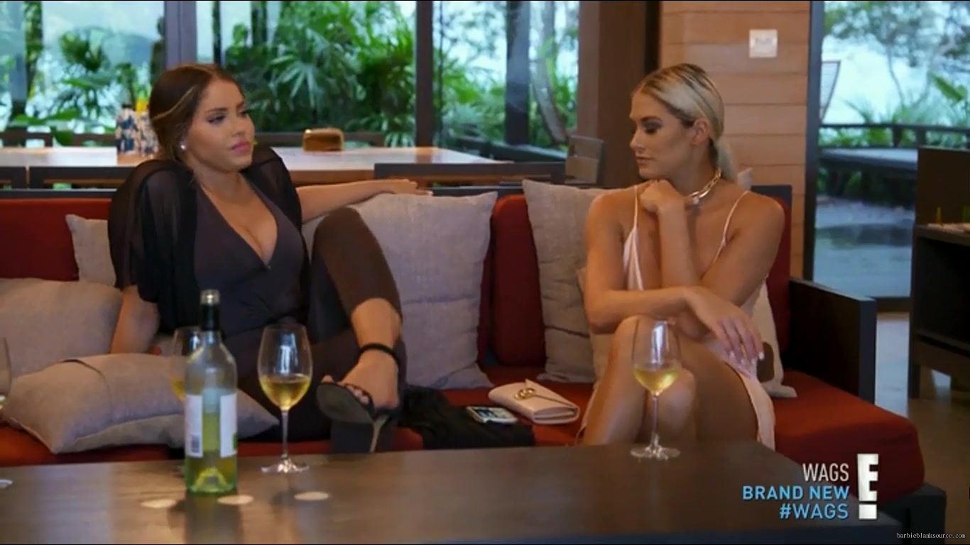 WAGS_S02E11_Trouble_in_Paradise_HDTV_x264-RBB_4500.jpg