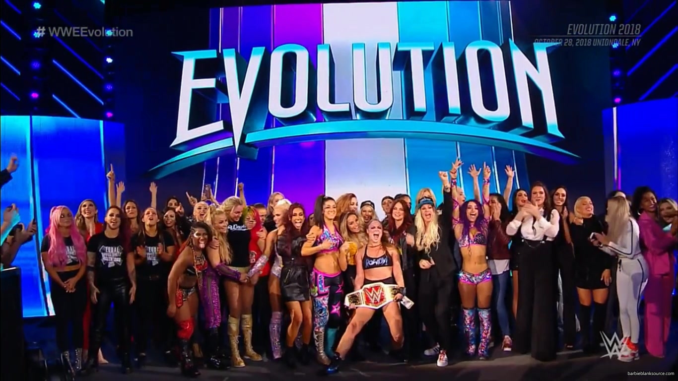 WWE_EVOLUTION_2018_OCTOBER_282C_2018_807.jpg