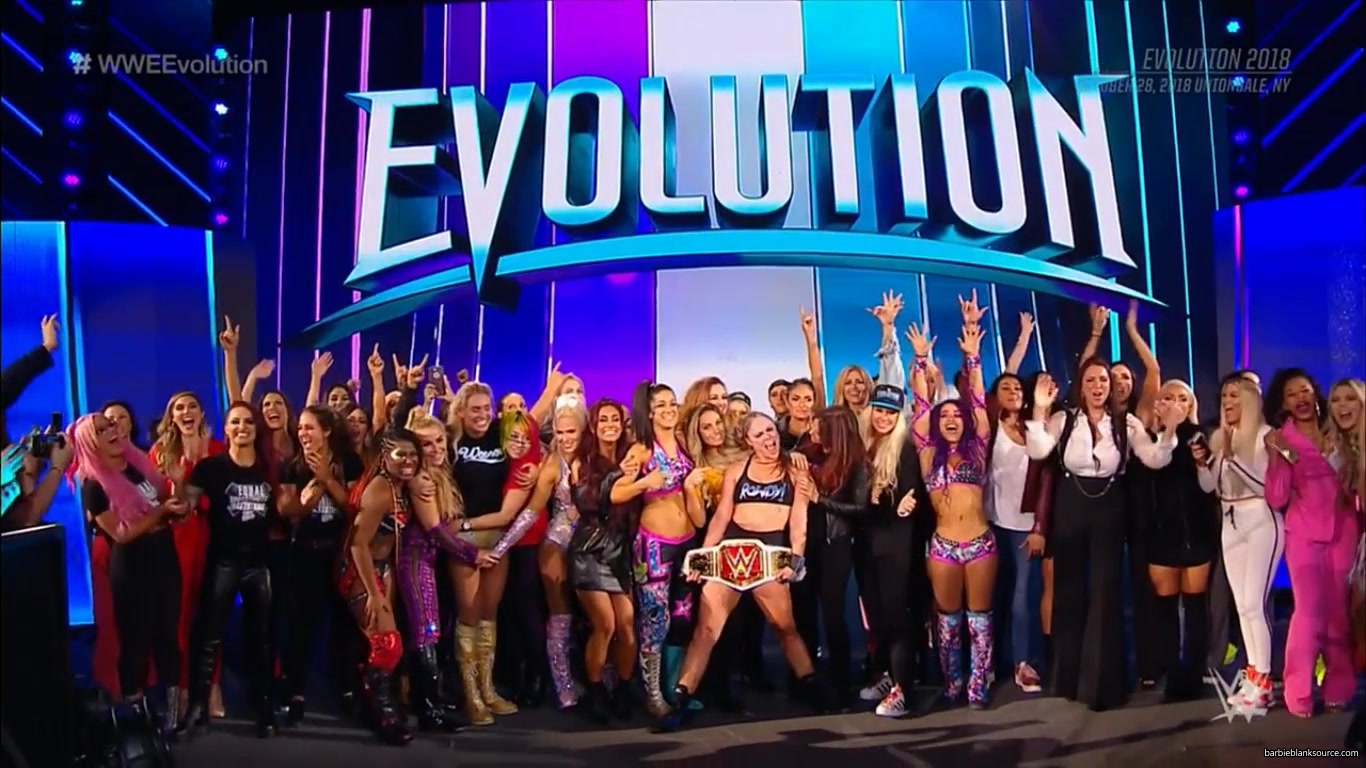 WWE_EVOLUTION_2018_OCTOBER_282C_2018_809.jpg