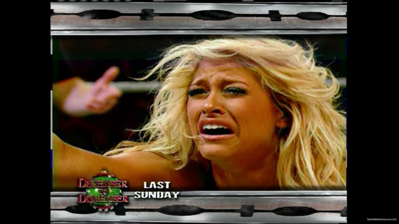 WWE_ECW_12_05_06_Ariel_vs_Kelly_mp40049.jpg