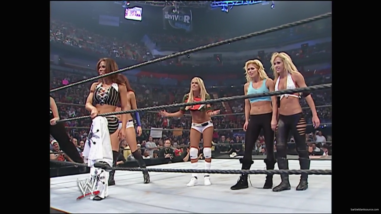 WWE_Survivor_Series_2007_Beth_Jillian_Layla_Melina_Victoria_vs_Kelly_Maria_Michelle_Mickie_Torrie_mp40495.jpg
