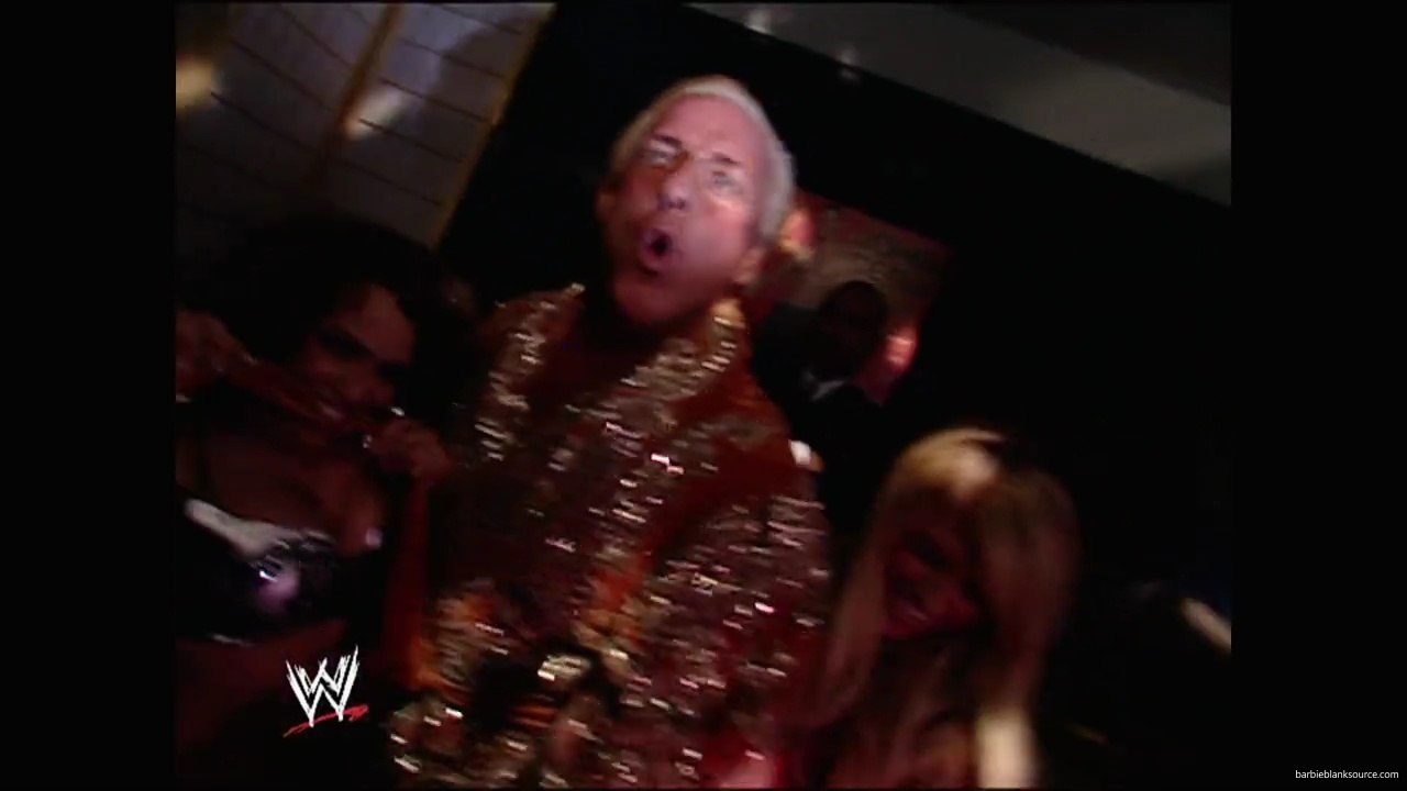 WWE_Royal_Rumble_2007_Kelly_Backstage_Segments_mp41835.jpg