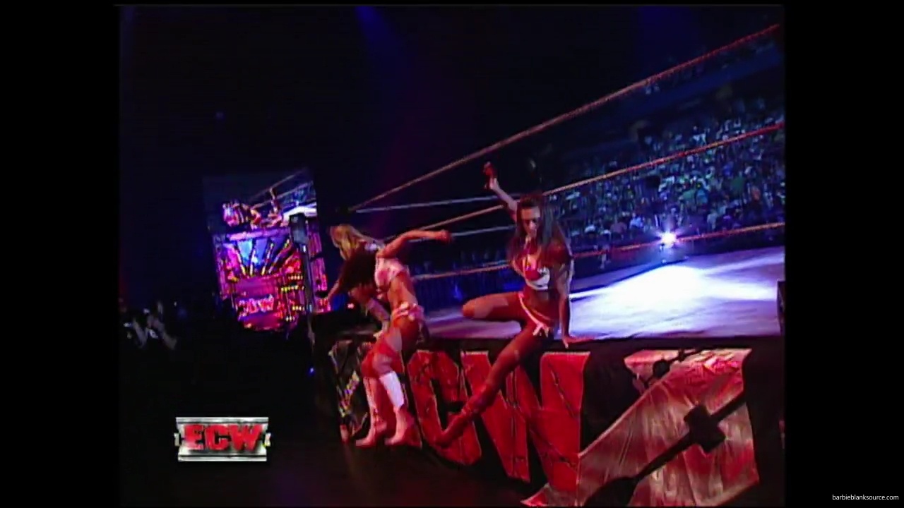 WWE_ECW_05_01_07_Extreme_Expose_Segment_mp40588.jpg