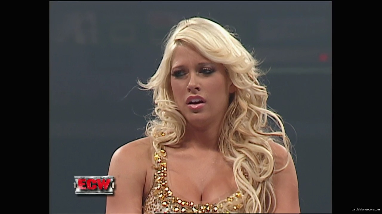 WWE_ECW_10_02_07_Kelly_Segment_mp40161.jpg