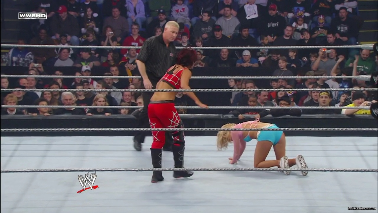 WWE_ECW_01_29_08_Kelly_vs_Victoria_mp41067.jpg