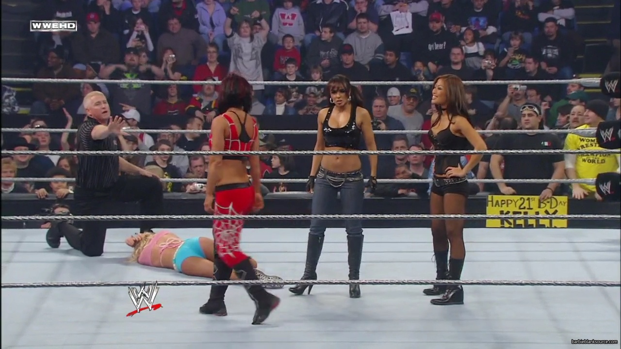 WWE_ECW_01_29_08_Kelly_vs_Victoria_mp41166.jpg