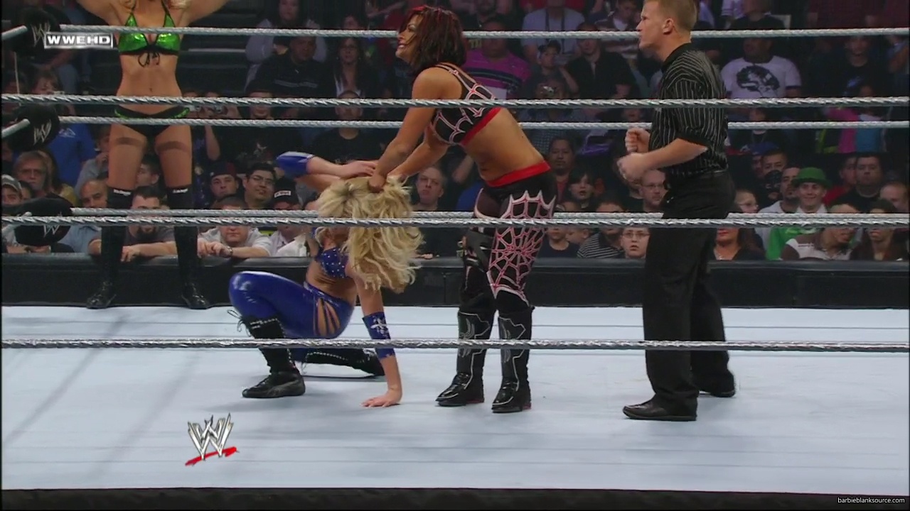 WWE_ECW_02_05_08_Kelly_Michelle_vs_Layla_Victoria_mp41404.jpg