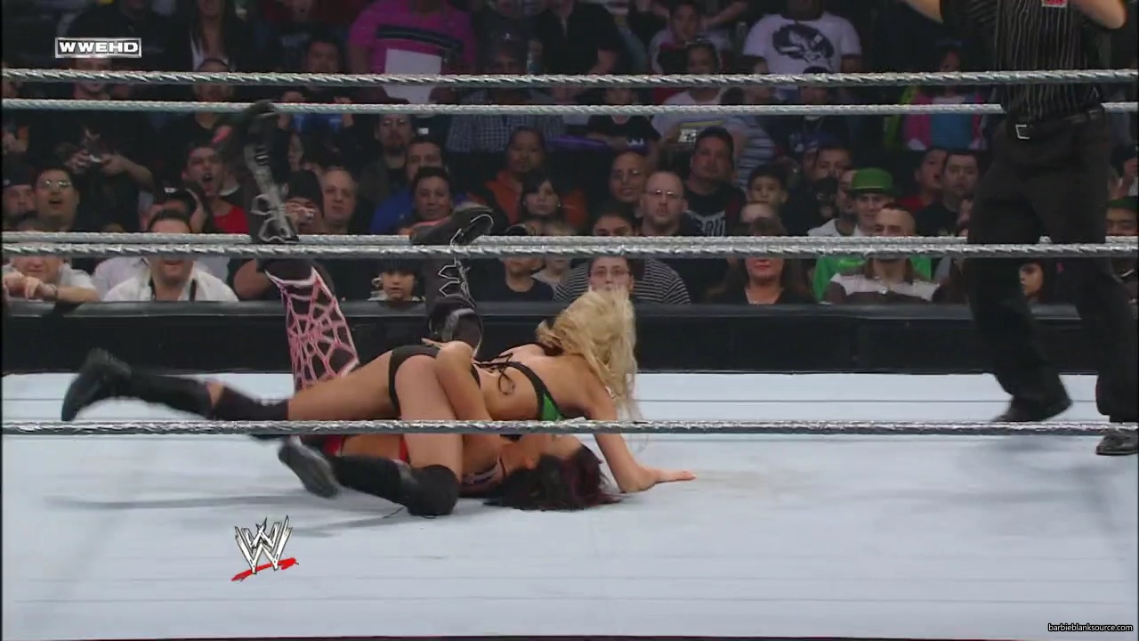 WWE_ECW_02_05_08_Kelly_Michelle_vs_Layla_Victoria_mp41432.jpg