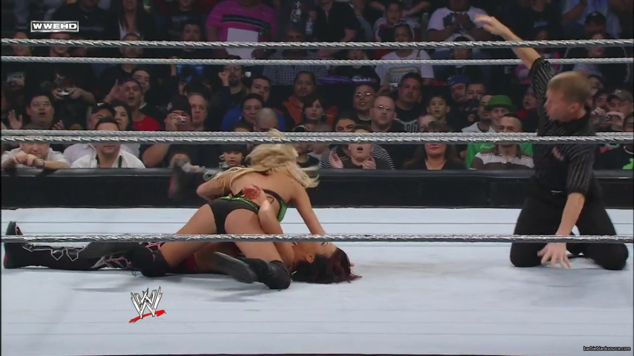 WWE_ECW_02_05_08_Kelly_Michelle_vs_Layla_Victoria_mp41433.jpg