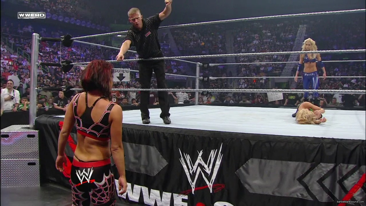 WWE_ECW_02_05_08_Kelly_Michelle_vs_Layla_Victoria_mp41481.jpg