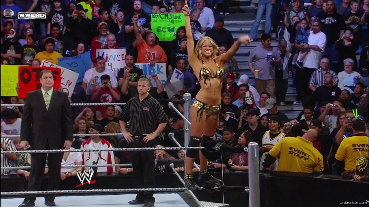 WWE_ECW_02_26_08_Kelly_Kofi_vs_Layla_Santino_mp41997.jpg