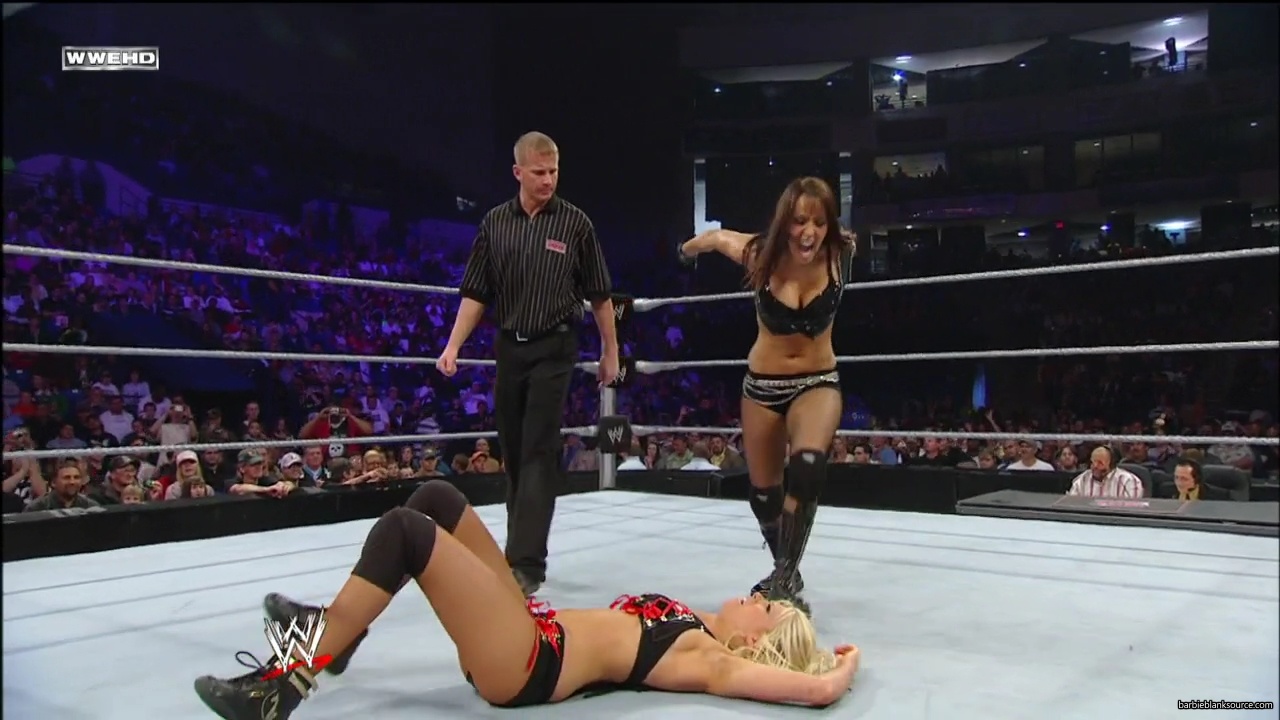 WWE_ECW_03_25_08_Kelly_Richards_vs_Knox_Layla_mp42812.jpg