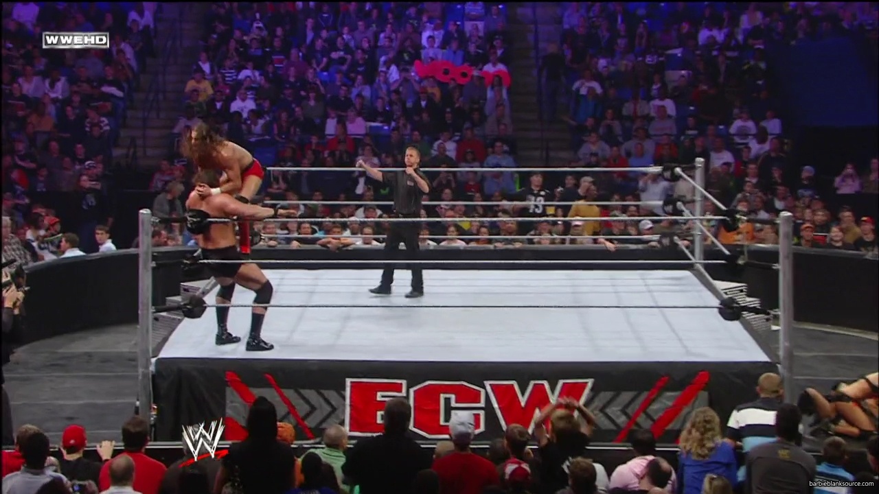 WWE_ECW_03_25_08_Kelly_Richards_vs_Knox_Layla_mp42855.jpg