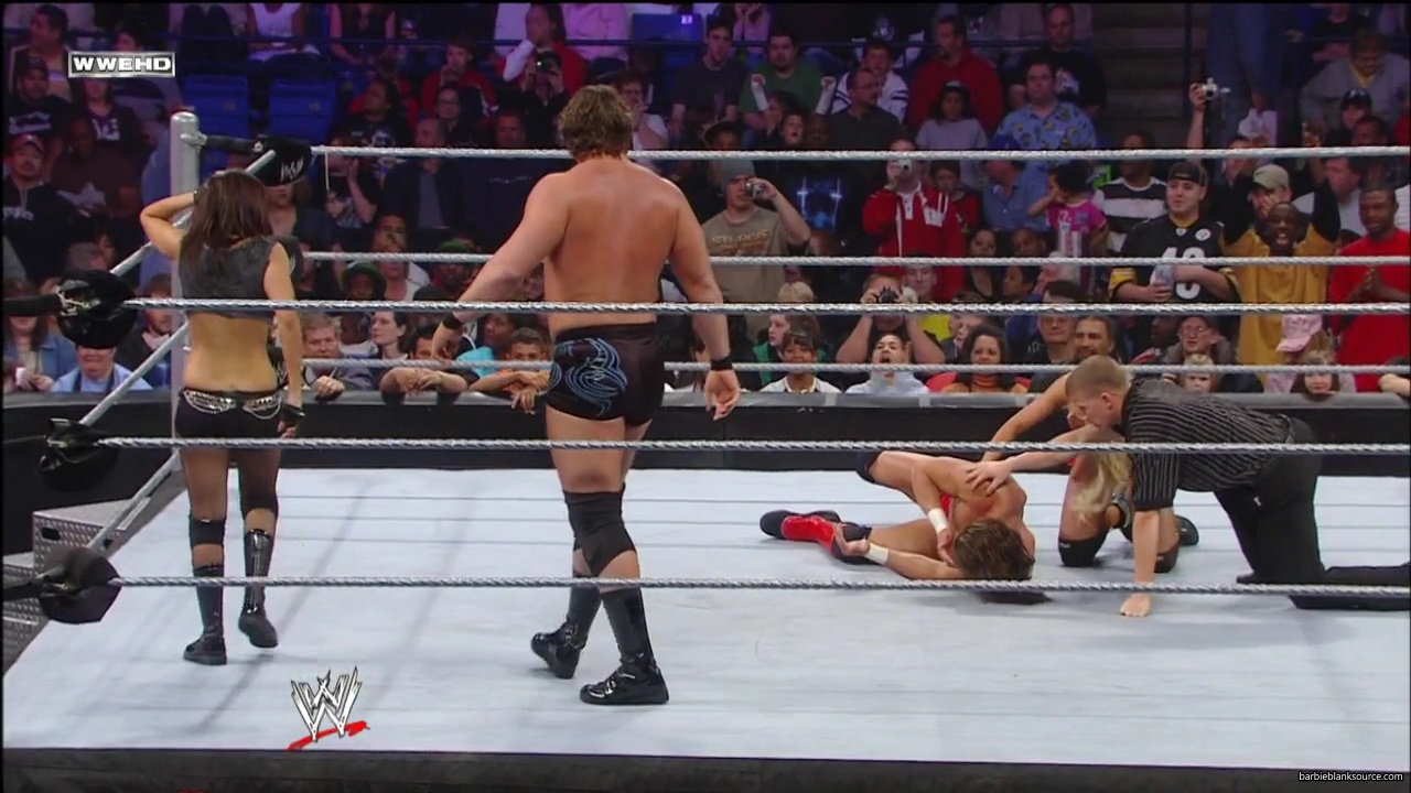 WWE_ECW_03_25_08_Kelly_Richards_vs_Knox_Layla_mp42889.jpg