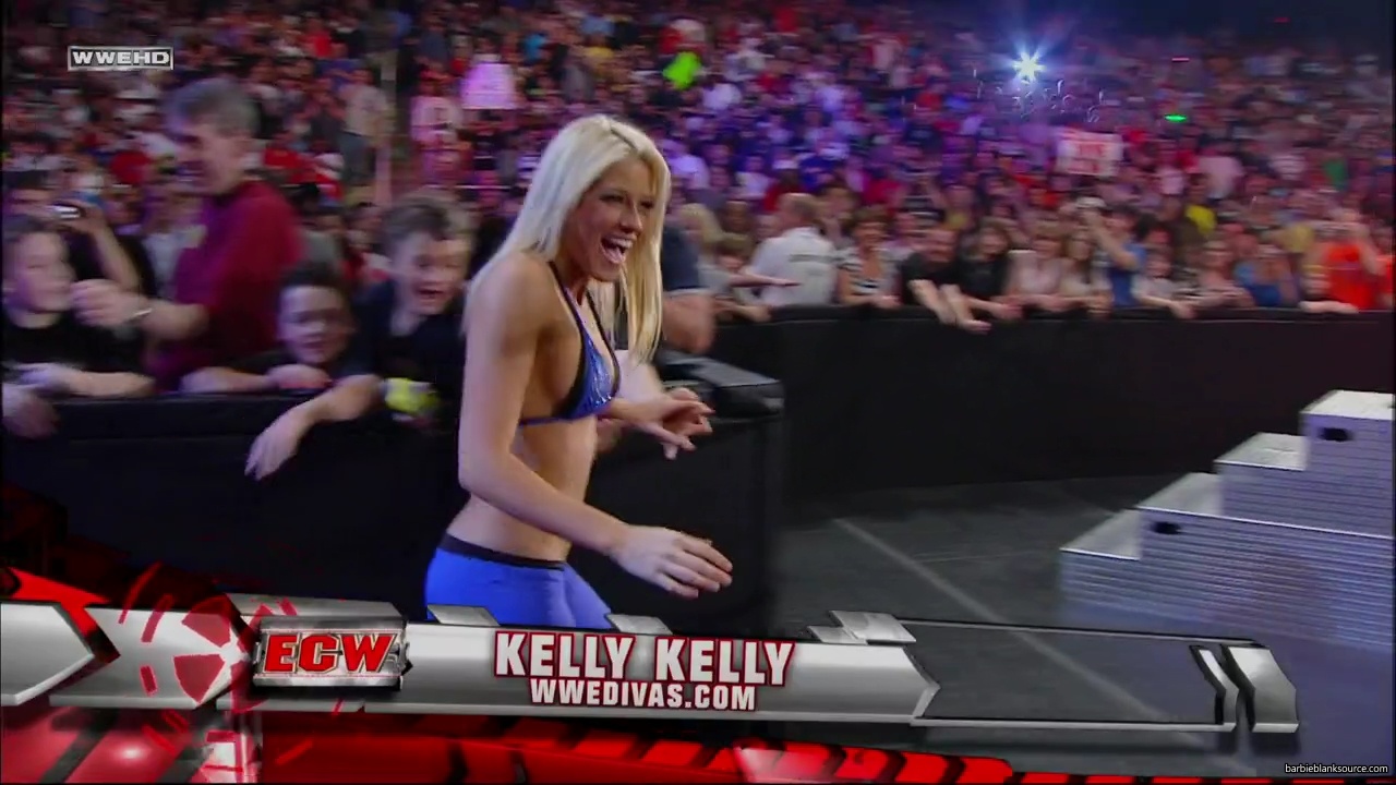 WWE_ECW_04_22_08_Dreamer_Kelly_vs_Knox_Layla_mp40014.jpg