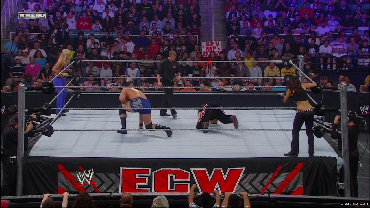 WWE_ECW_04_22_08_Dreamer_Kelly_vs_Knox_Layla_mp40211.jpg