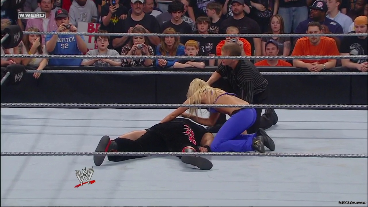 WWE_ECW_04_22_08_Dreamer_Kelly_vs_Knox_Layla_mp40327.jpg