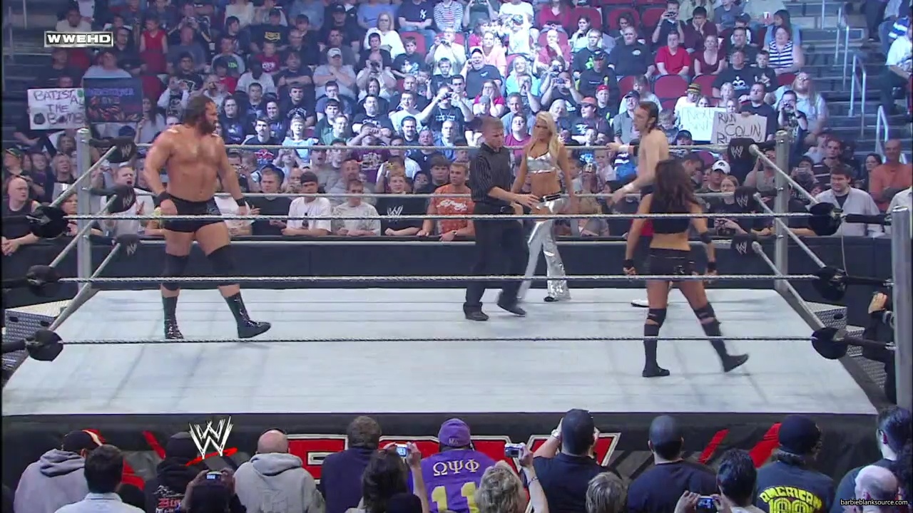 WWE_ECW_05_20_08_Colin_Kelly_vs_Knox_Layla_mp40098.jpg