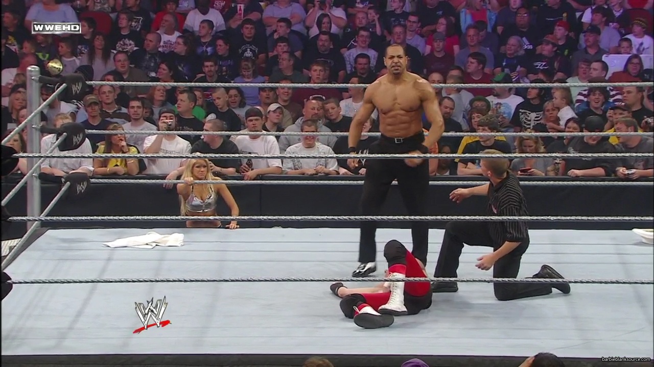 WWE_ECW_05_20_08_Colin_Kelly_vs_Knox_Layla_mp40269.jpg