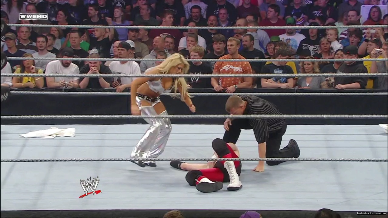 WWE_ECW_05_20_08_Colin_Kelly_vs_Knox_Layla_mp40278.jpg