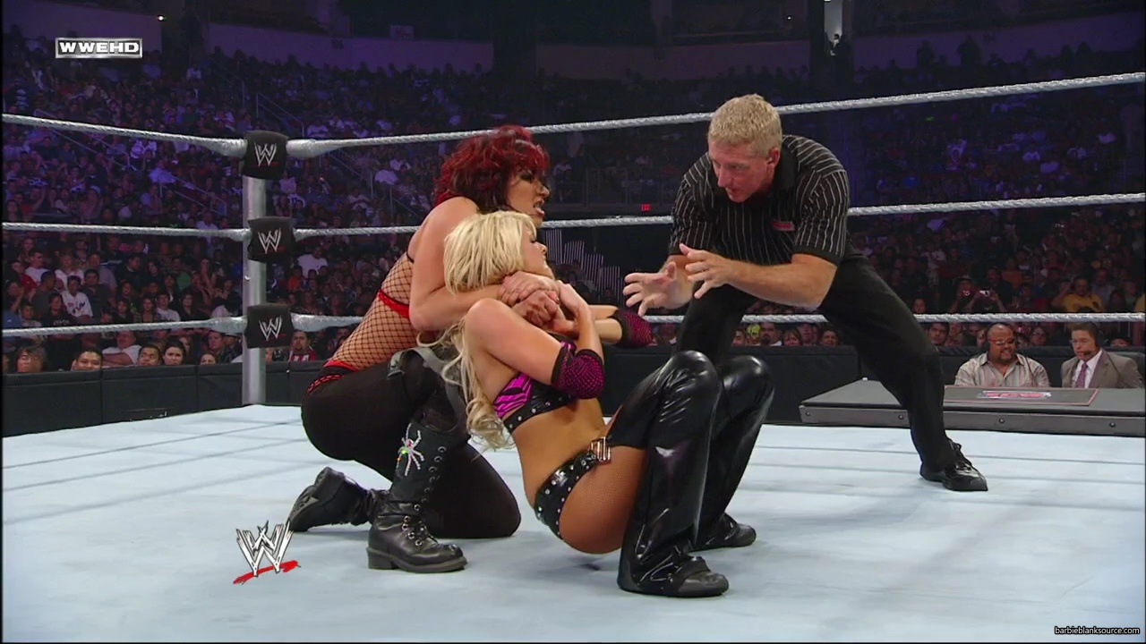 WWE_ECW_06_10_08_Kelly_vs_Victoria_mp40461.jpg