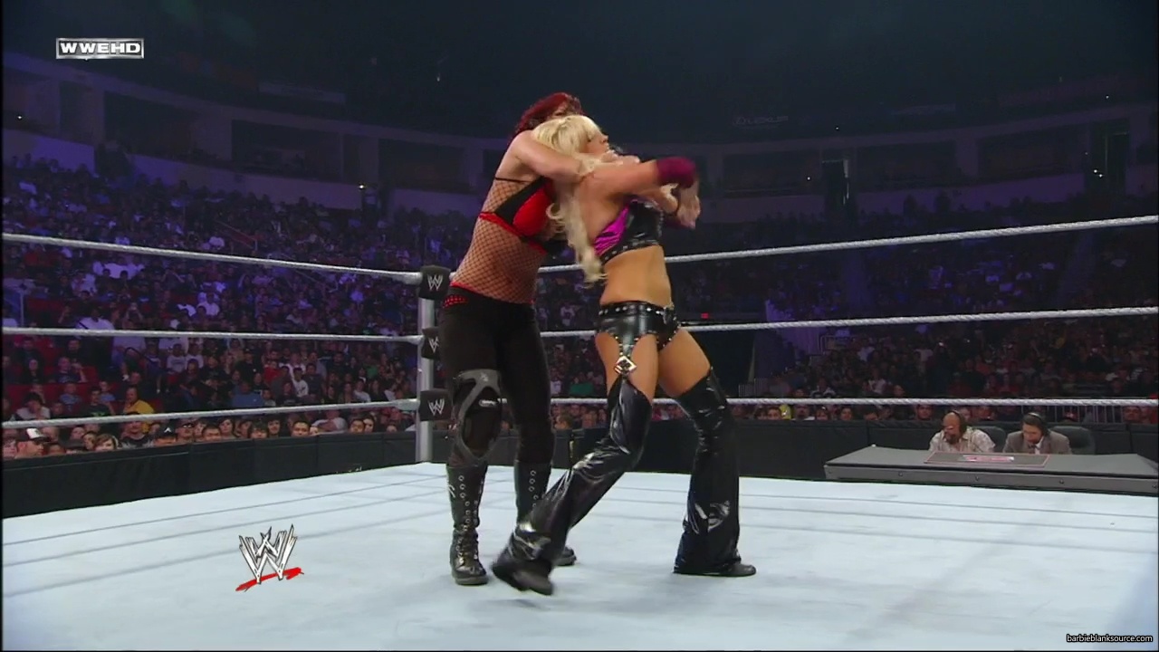 WWE_ECW_06_10_08_Kelly_vs_Victoria_mp40537.jpg