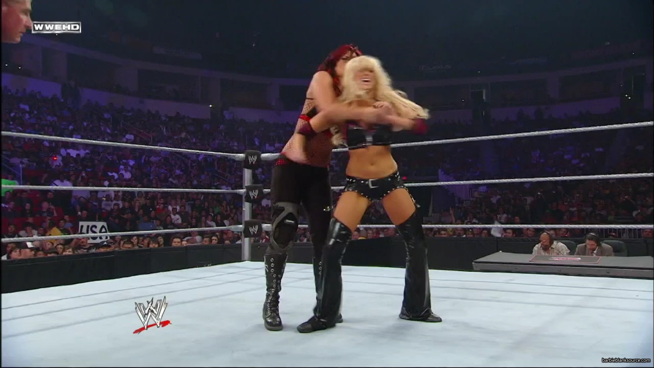 WWE_ECW_06_10_08_Kelly_vs_Victoria_mp40539.jpg