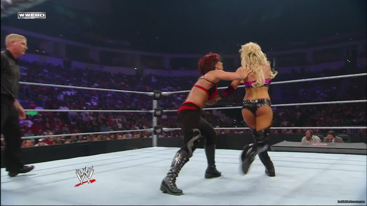 WWE_ECW_06_10_08_Kelly_vs_Victoria_mp40545.jpg