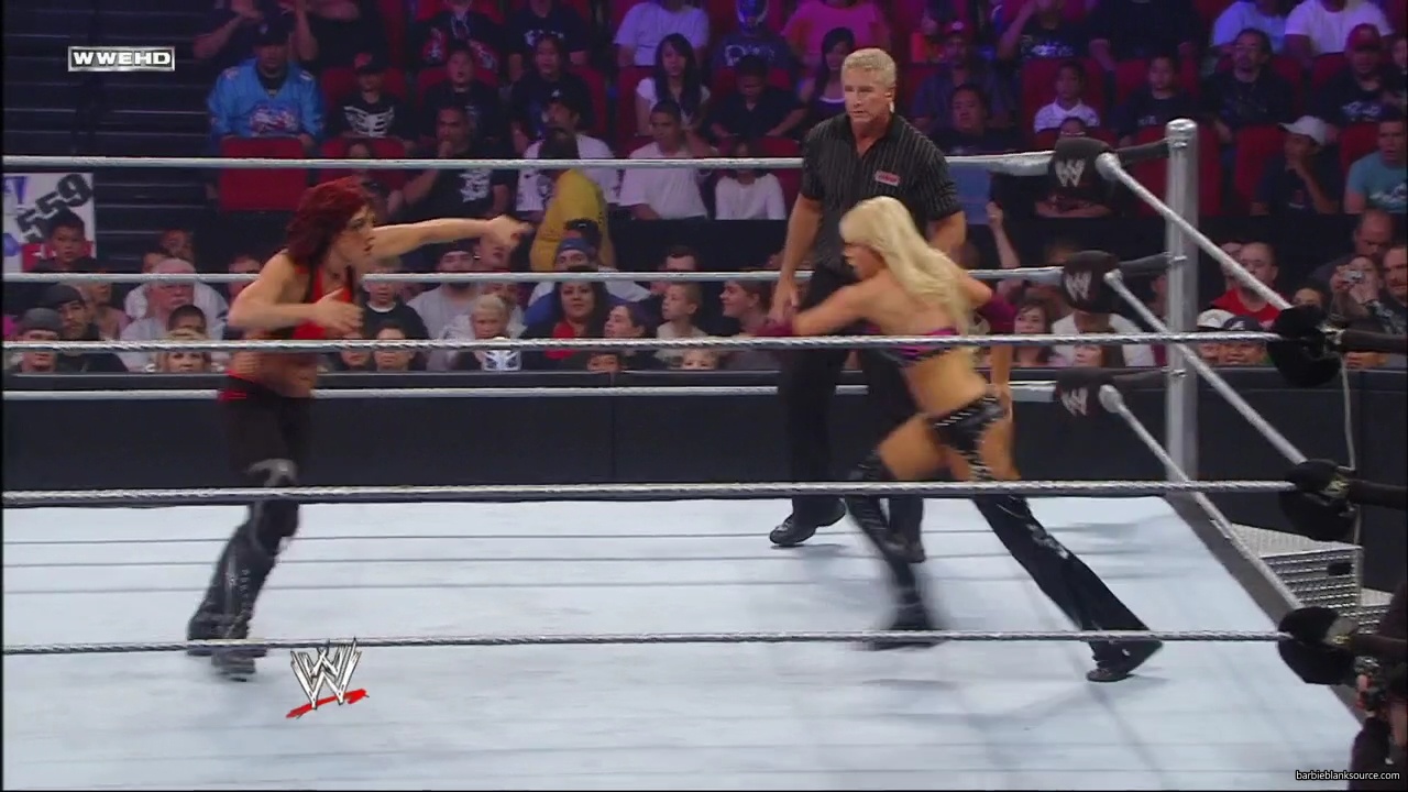 WWE_ECW_06_10_08_Kelly_vs_Victoria_mp40549.jpg