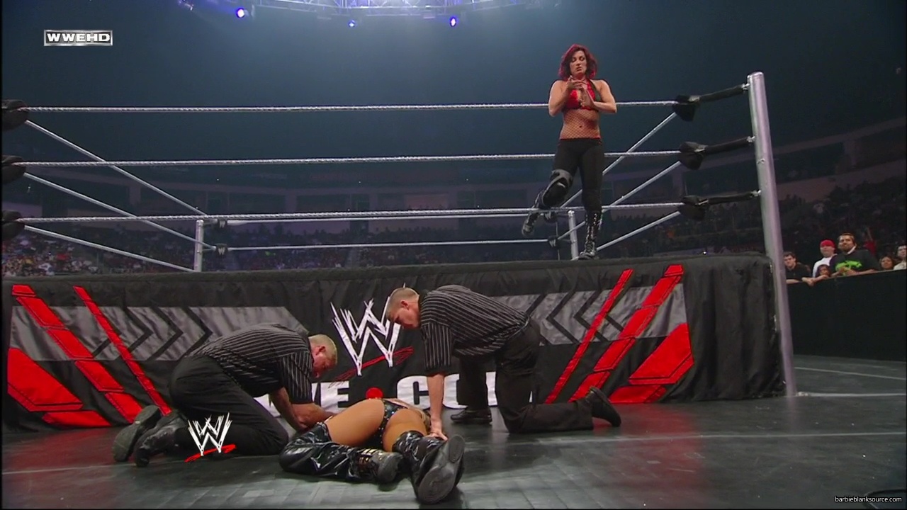 WWE_ECW_06_10_08_Kelly_vs_Victoria_mp40700.jpg