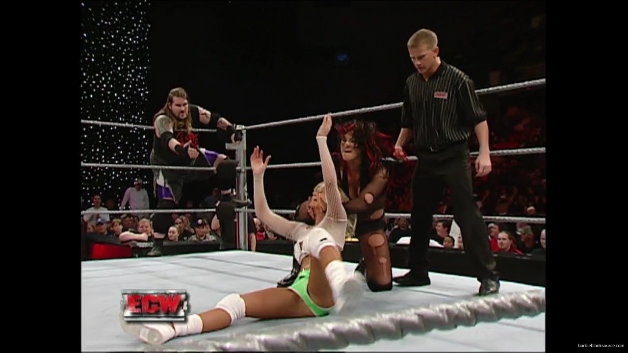 WWE_ECW_12_06_07_Balls_Kelly_vs_Kenny_Victoria_mp42150.jpg