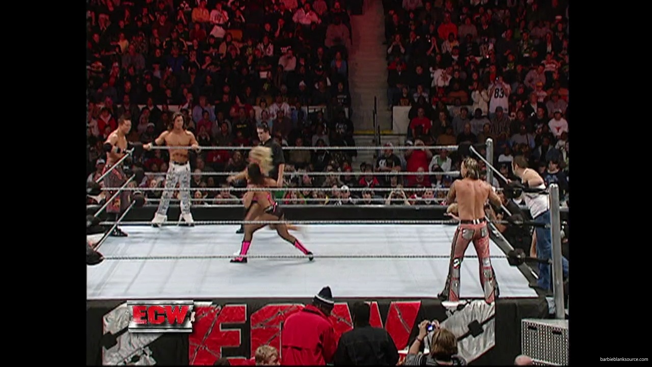 WWE_ECW_01_01_08_Jimmy_Kelly_Shannon_vs_Layla_Morrison_Miz_mp40084.jpg