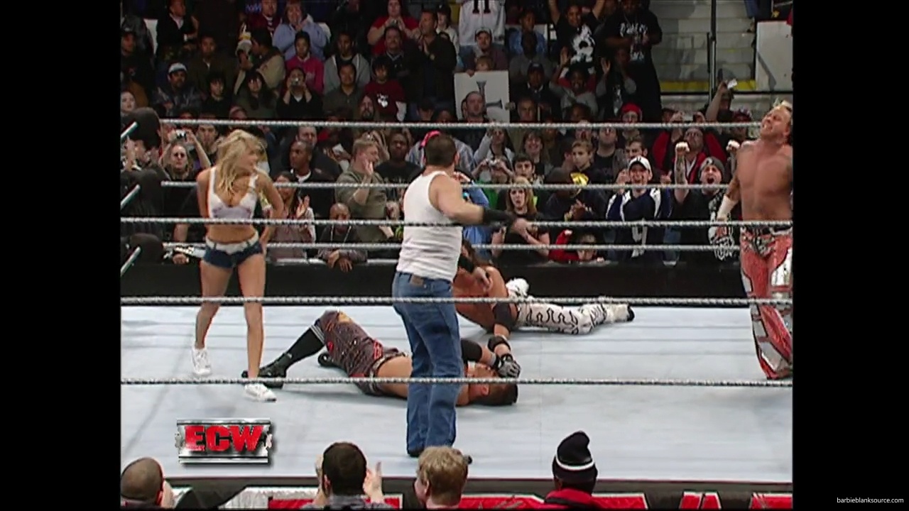 WWE_ECW_01_01_08_Jimmy_Kelly_Shannon_vs_Layla_Morrison_Miz_mp40434.jpg
