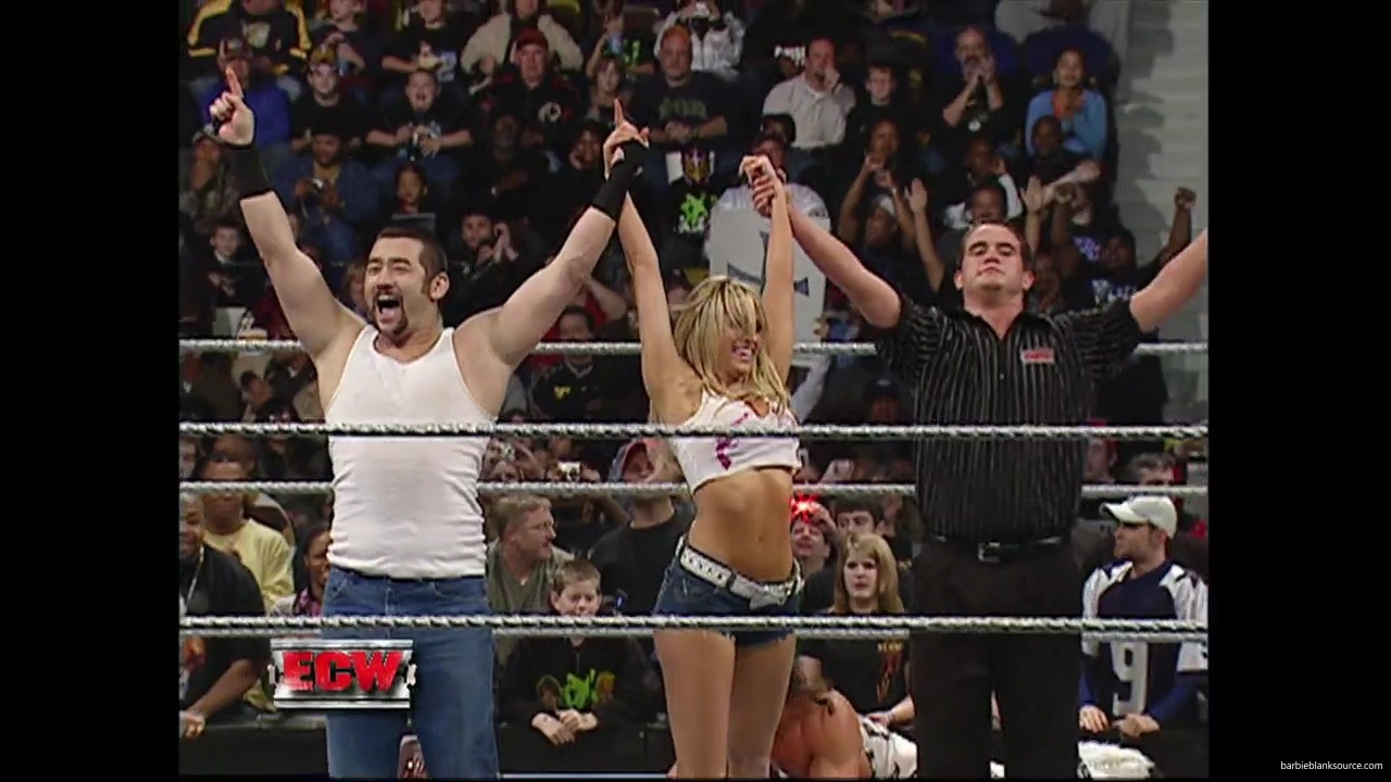 WWE_ECW_01_01_08_Jimmy_Kelly_Shannon_vs_Layla_Morrison_Miz_mp40439.jpg
