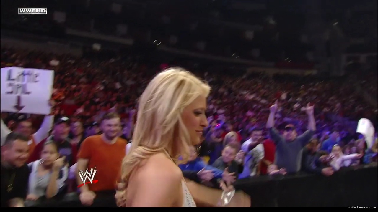 WWE_ECW_02_12_08_Kelly_vs_Layla_mp41561.jpg