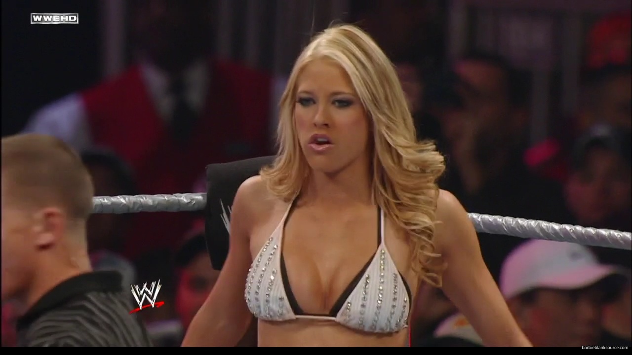 WWE_ECW_02_12_08_Kelly_vs_Layla_mp41624.jpg