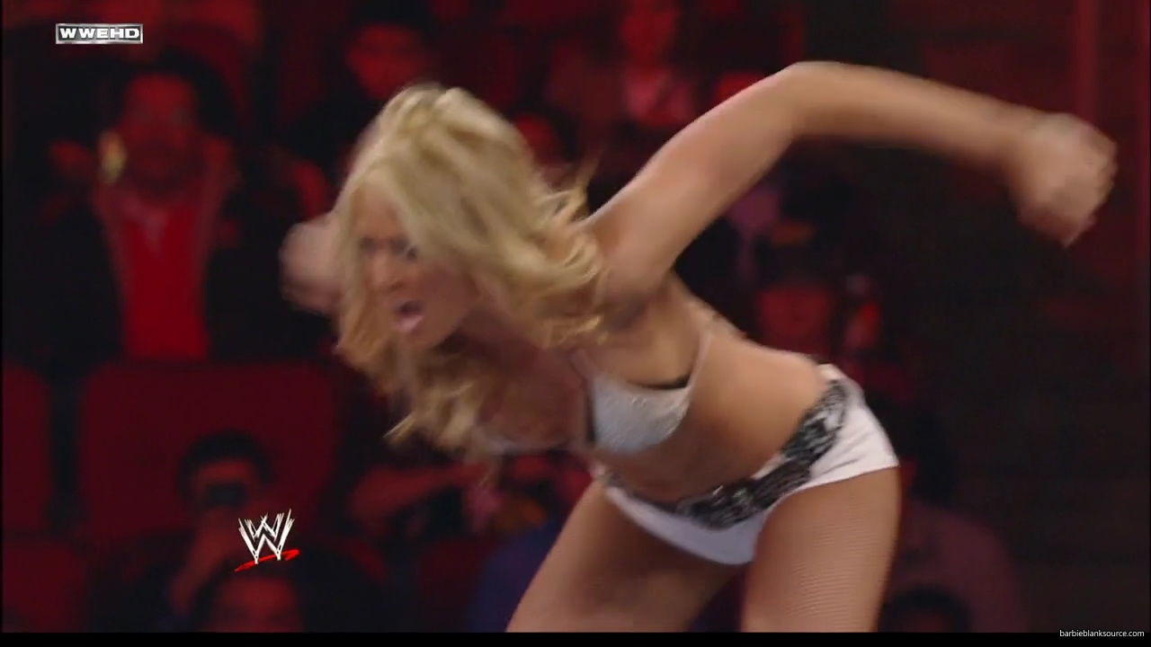 WWE_ECW_02_12_08_Kelly_vs_Layla_mp41702.jpg
