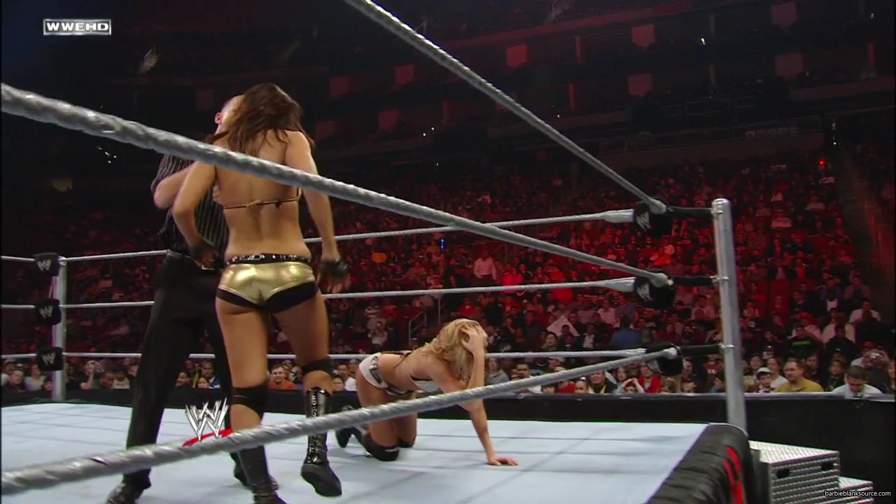 WWE_ECW_02_12_08_Kelly_vs_Layla_mp41716.jpg