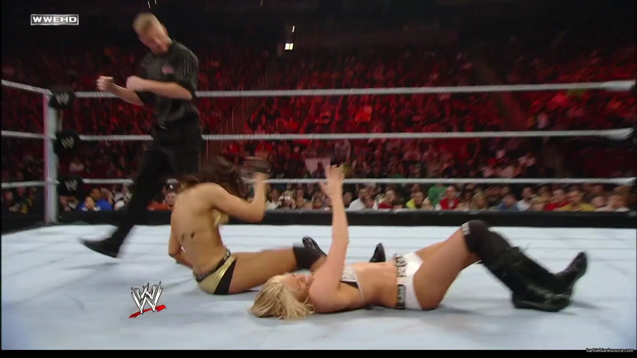 WWE_ECW_02_12_08_Kelly_vs_Layla_mp41751.jpg