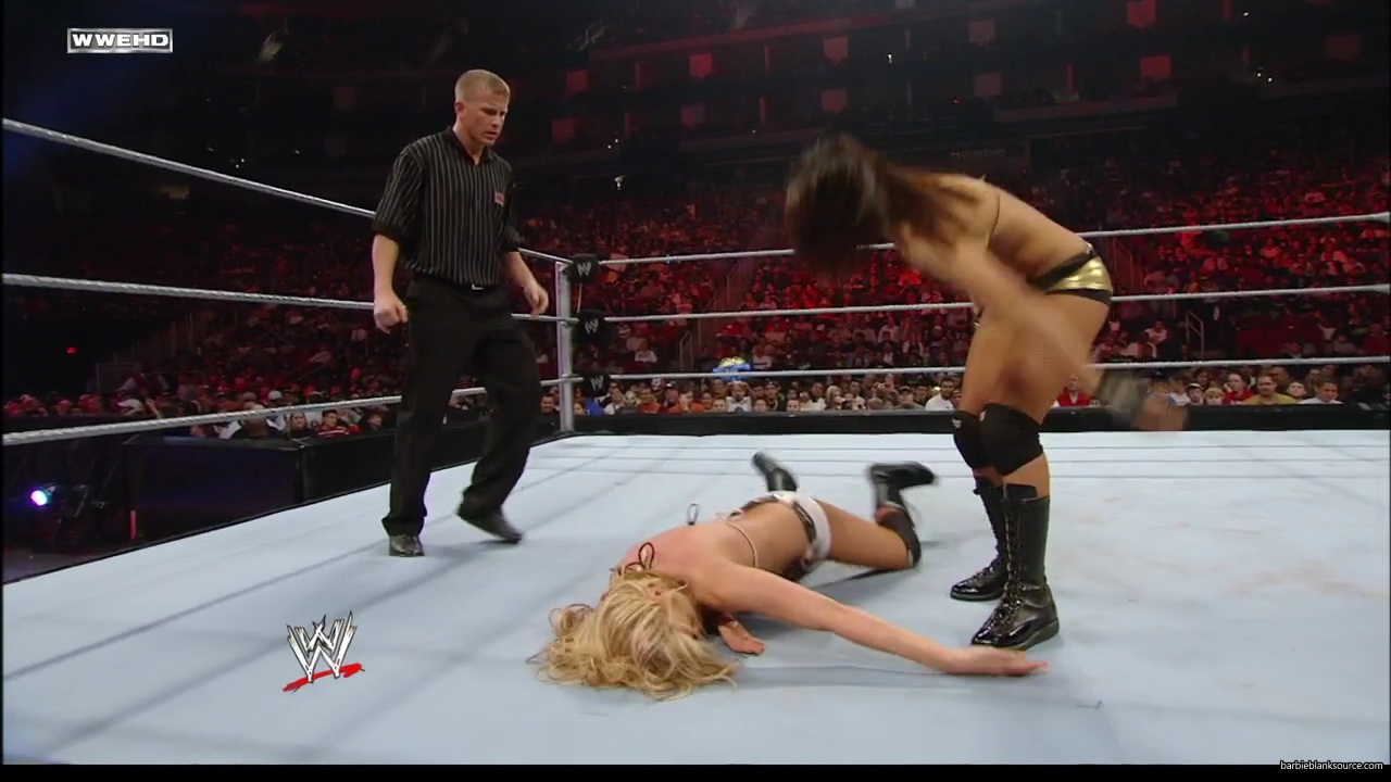 WWE_ECW_02_12_08_Kelly_vs_Layla_mp41798.jpg