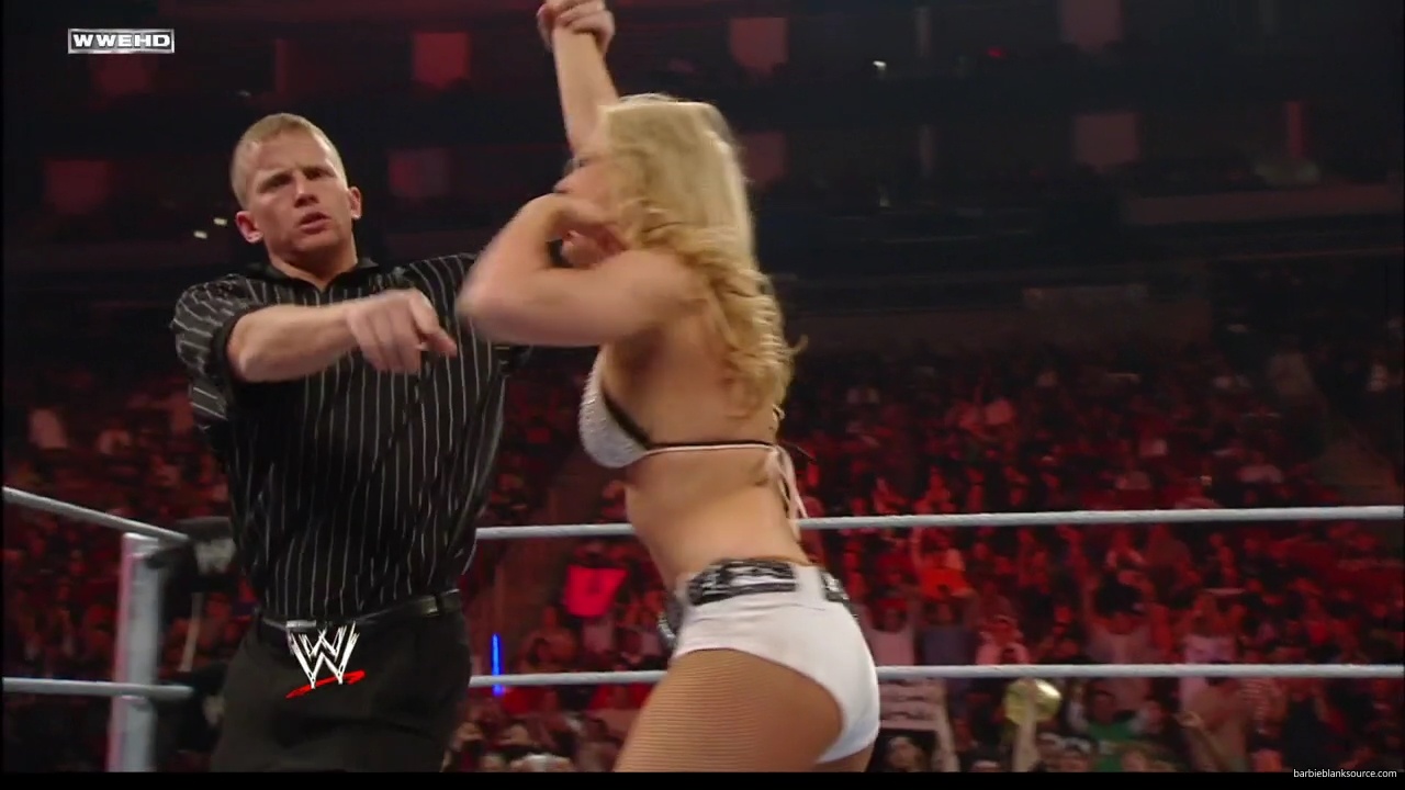 WWE_ECW_02_12_08_Kelly_vs_Layla_mp41875.jpg