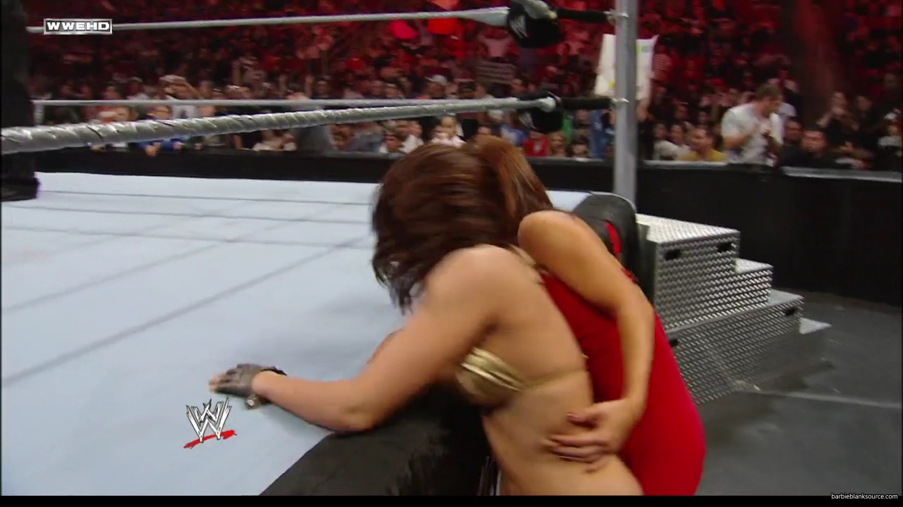 WWE_ECW_02_12_08_Kelly_vs_Layla_mp41891.jpg